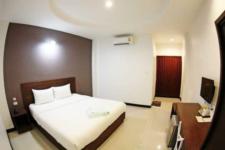 Bk Place Hotel Bueng Kan Exterior foto